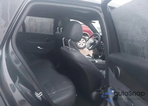 2020 Mercedes-Benz Glc 300 из США, поврежденный, VIN WDC0G8DB7LF695613